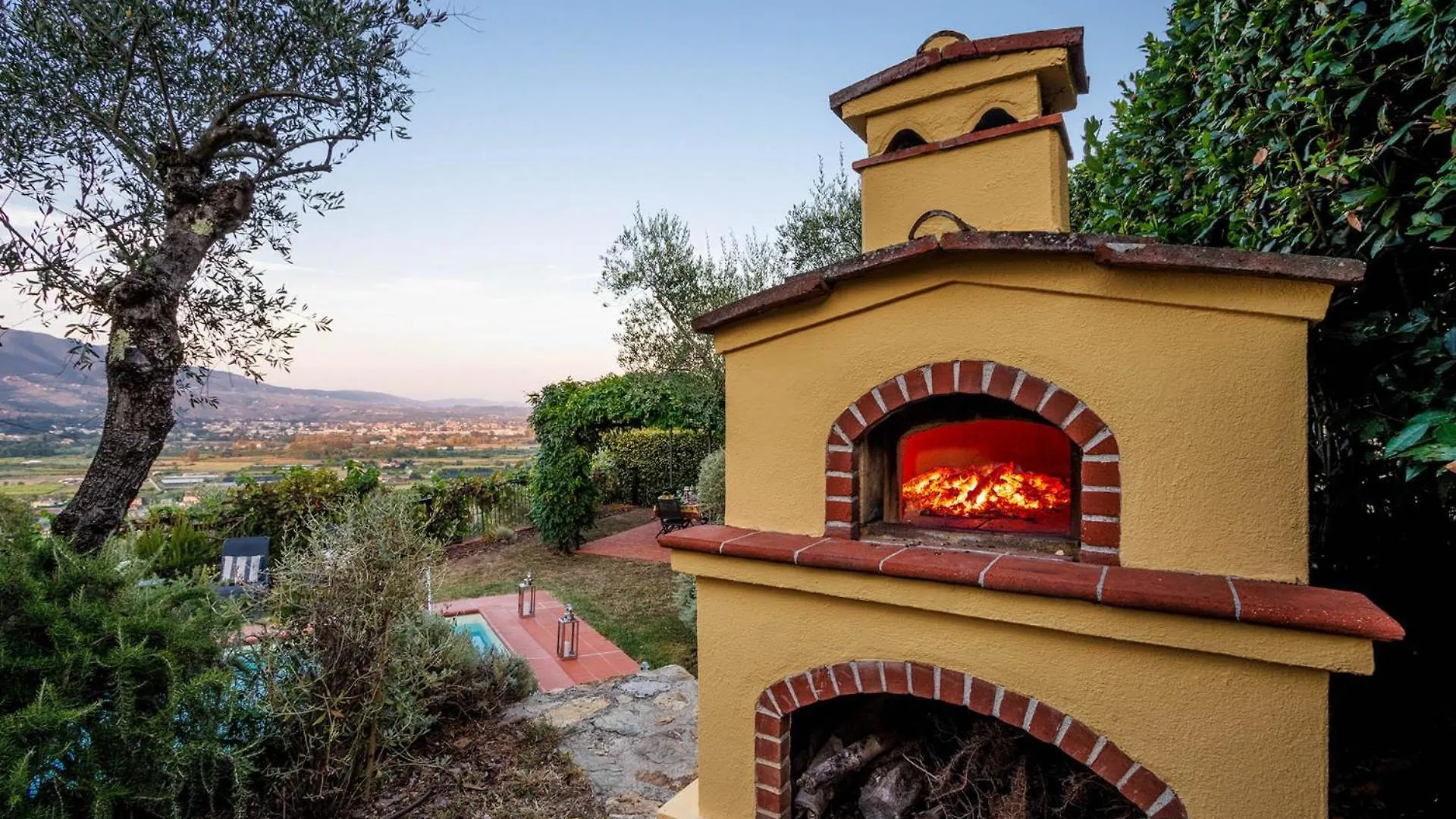 Villa Debby Lucca Italy