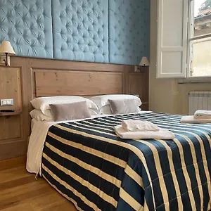 2* Bed & Breakfast Chalet Lucca